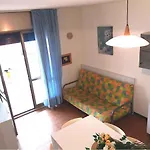 In 35340 *