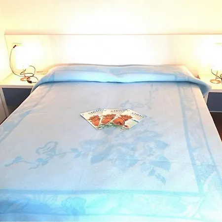 Appartement In 35340 *